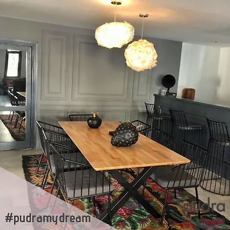 Hotel Pudraa 5*
